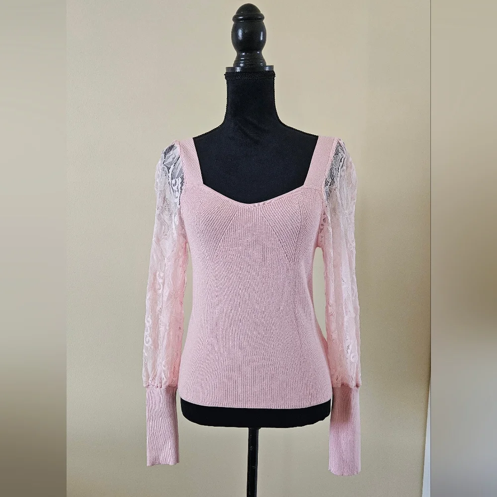 NEW Anthropologie Pink Sweater Ribbed Sweetheart Neckline Lace Sleeve Size Small